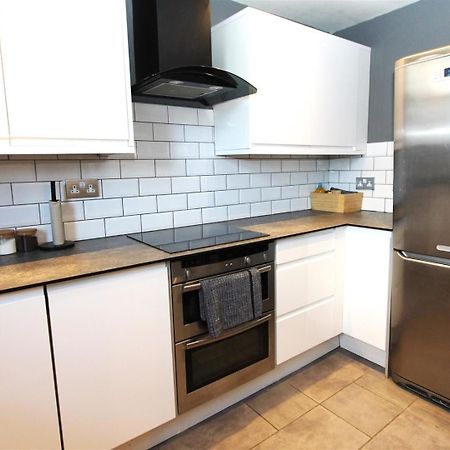 Large New-York Style Penthouse Apartment In Leeds City Centre With Contactless Check In Buitenkant foto